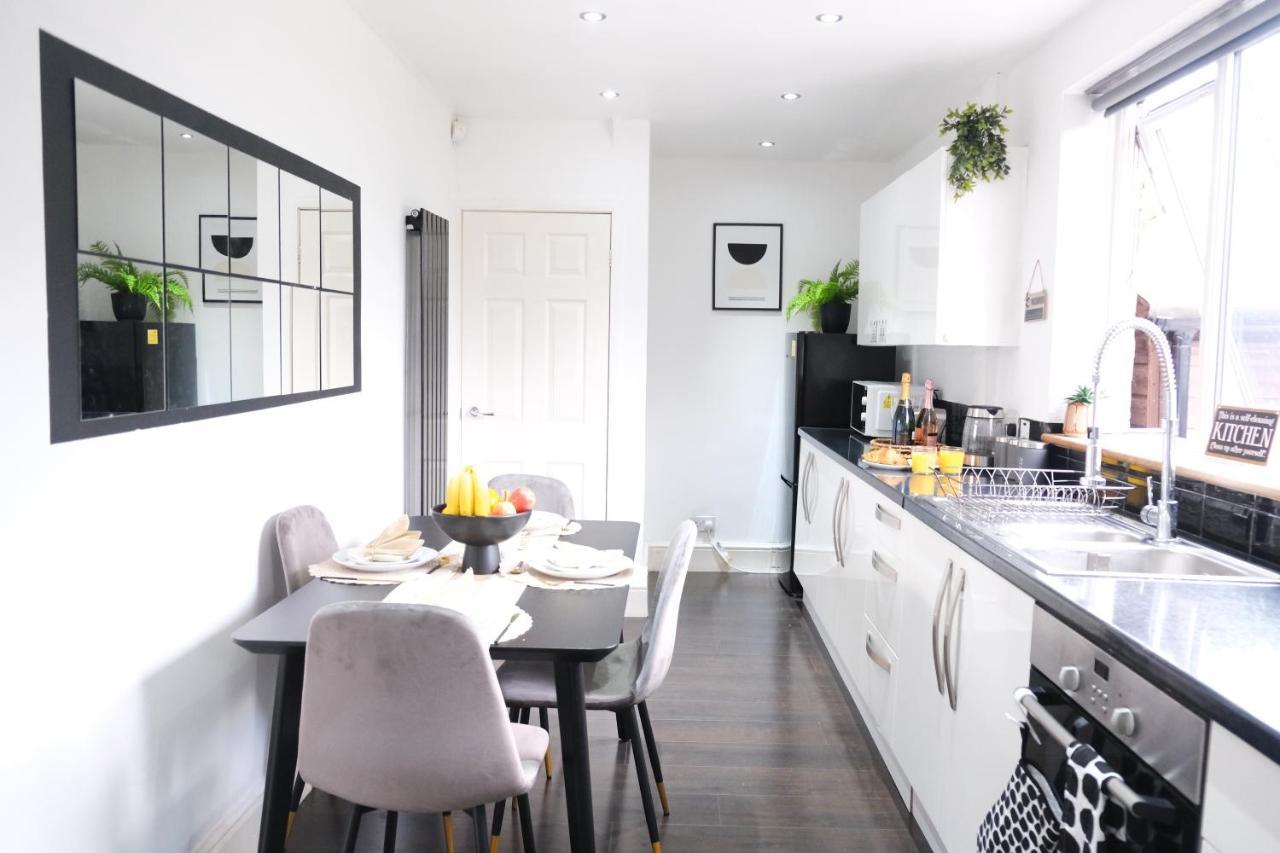 Bee Stays - Northway House Warrington  Extérieur photo