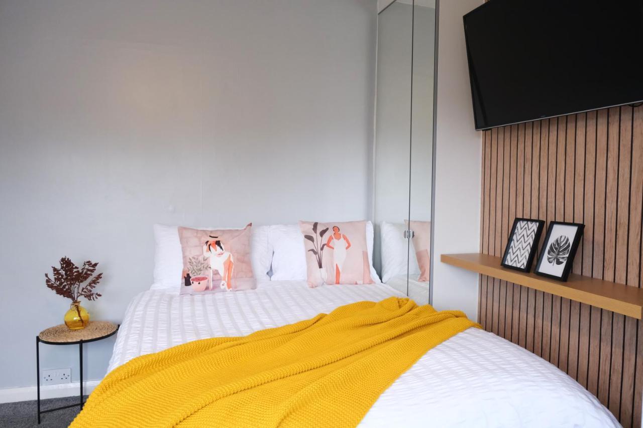 Bee Stays - Northway House Warrington  Extérieur photo