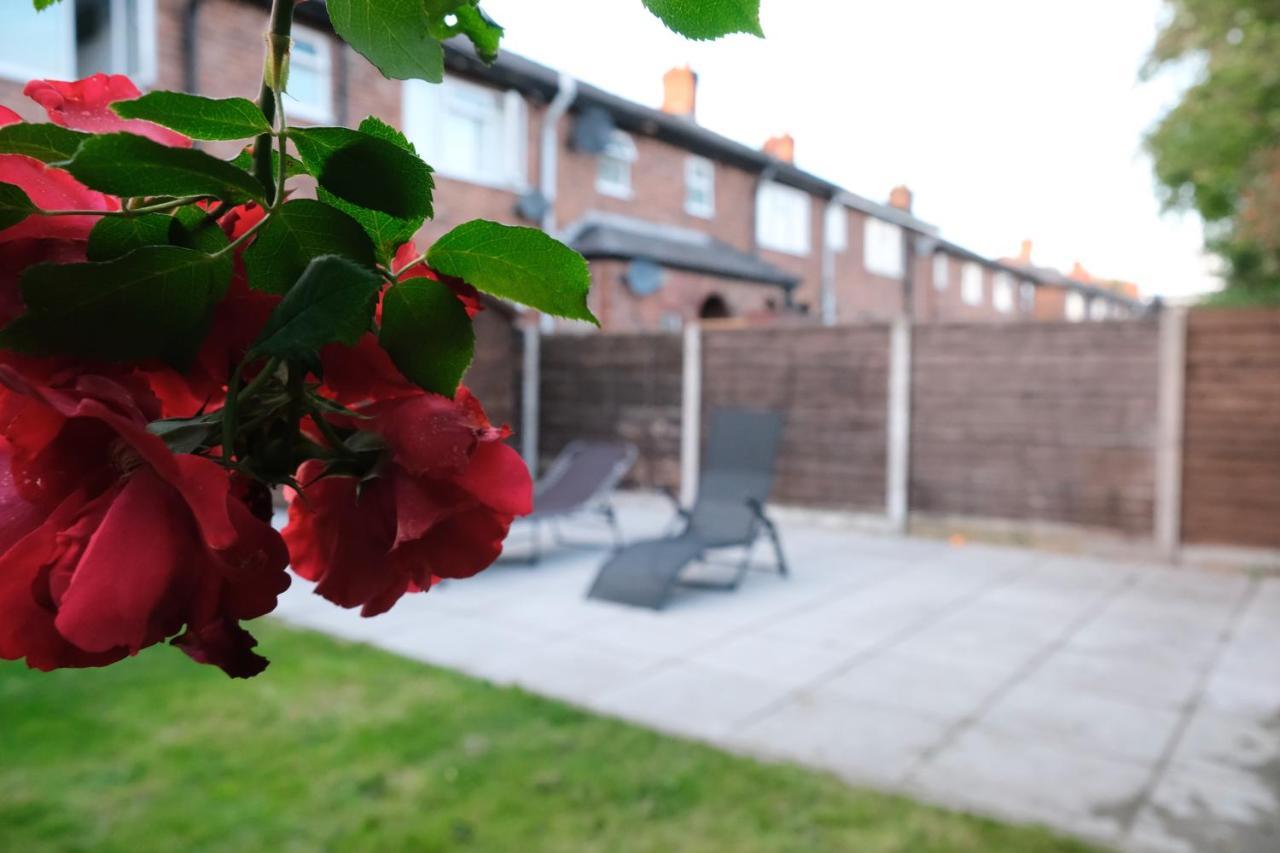 Bee Stays - Northway House Warrington  Extérieur photo
